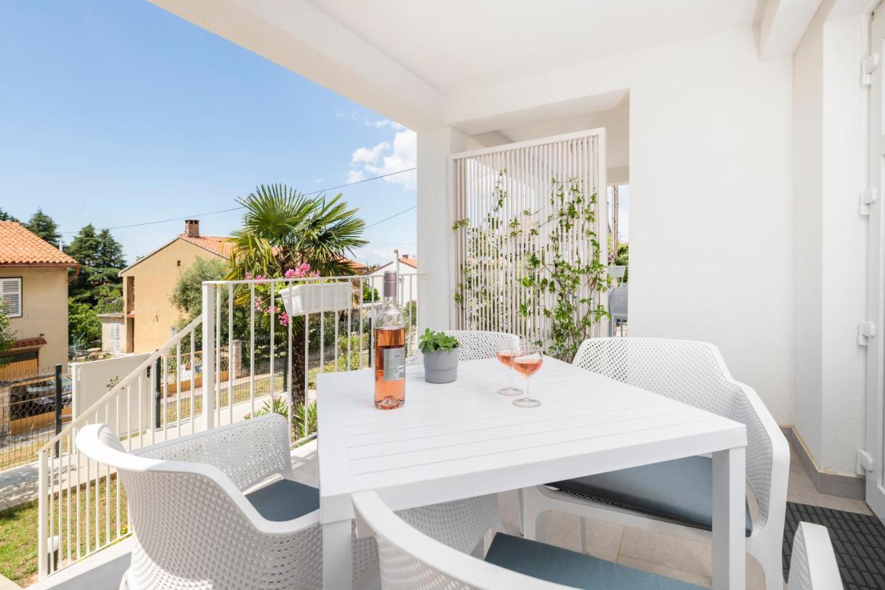 Pribetic Apartments Poreč Eksteriør billede